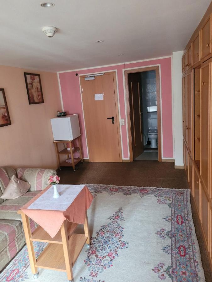 Gaestehaus Luise Bed & Breakfast Monschau Eksteriør bilde